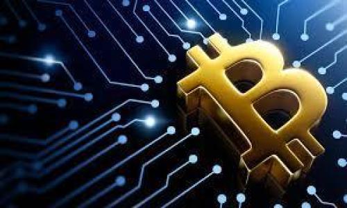 在中国，虚拟货币的政策和监管情况经历了多次变化，尤其是在过去几年中，政府对虚拟货币的态度逐渐趋于收紧。以下是关于中国对于虚拟币的现状及相关内容的详细介绍。

虚拟币的定义及背景
虚拟币，也称为加密货币，是一种使用密码学技术保障安全性并作为交易媒介的数字资产。其中，比特币和以太坊是最为知名的两种虚拟币。自比特币于2009年推出以来，虚拟币市场经历了飞速发展，吸引了全球投资者的关注，尤其是在投资和金融科技领域。

中国对虚拟币的政策演变
在早期，中国的监管机构对虚拟币采取相对宽松的态度，部分原因是其去中心化的特性以及技术的创新性。然而，随着虚拟币市场的迅猛扩张，尤其是ICO（首次代币发行）与交易所的兴起，市场泡沫与风险开始显现，政府的立场也开始转变。

2013年，中国人民银行首度发布通知，规定了虚拟货币的性质，并明确禁止金融机构提供与虚拟货币交易相关的服务。此后，监管措施不断增强，尤其是在2017年，中国政府全面禁止ICO，并关闭了境内的虚拟货币交易所。这一系列政策引发了市场的剧烈波动，同时也在一定程度上保护了投资者的利益。

当前的监管态势
截至2023年，中国对虚拟币的监管仍然保持高压态势。虽然国家层面的政策并未完全禁止虚拟币的存在，但各类与其相关的金融服务几乎全部被禁止。此举是为了控制金融风险，以及防止洗钱和其他违法活动的发生。因此，尽管虚拟币在全球范围内仍然流通，但在中国这一市场的渠道几乎被切断。

中国的数字人民币
尽管对虚拟币采取了封堵政策，中国政府却积极推动数字人民币（央行数字货币，CBDC）的发展。数字人民币旨在替代现金交易，通过国家主导的方式，提高支付效率、降低交易成本。同时，它也允许政府对资金流动进行更好的监控。

数字人民币的推出，反映了中国政府对数字经济的重视以及对未来金融科技发展的布局。同时，这也在一定程度上体现了对虚拟币的警惕与抵制，政府希望通过发展自身的数字货币来替代市场中不受监管的虚拟币，维持国家的金融稳定。

民众和市场的反应
对于政府的虚拟币监管政策，市场反应不一。部分投资者对政府的严格管控表现出失望，认为这限制了自由交易和投资的机会。与此同时，一些人也承认，过度的投机和风险对个人投资者的确造成了损失，因此政府的监管是必要的。

此外，随着区块链技术的持续发展，很多企业和创业者仍然在思考如何在合规的前提下，利用区块链技术进行创新。一些与虚拟币无关的区块链应用，如物联网、供应链管理等，正在逐渐兴起，显示出良好的发展潜力。

国际视野下的比较
纵观全球，很多国家对虚拟币的政策各不相同。例如，美国和某些欧洲国家对虚拟币相对开放，在税制和监管上相对完善，鼓励创新与投资。而像中国、印度等国家则采取了更为审慎的态度，旨在维护金融安全和避免市场泡沫的再度形成。这样的比较显示出不同国家在应对虚拟币挑战时采取了不同的策略，反映了各自的经济状况和政府政策的选择。

未来的展望
对于中国的虚拟币政策，未来的走向仍充满变数。随着区块链技术的不断成熟和应用范畴的拓展，政府可能会在政策上进行一定的调整。然而，当前的高压政策仍会持续一段时间，以确保市场稳定和防范风险。同时，数字人民币的发展将进一步影响虚拟币的未来走向。

总的来说，中国没有认可私有虚拟币作为法定货币，同时在其监管上也十分严格。但是，数字人民币的推出标志着中国对于数字资产的关注与重视。随着全球数字经济的发展，中国在这一领域的政策将继续演变并寻求平衡，以保障国家经济金融的健康与安全。

常见问题解答
strong1. 中国政府是否会改变虚拟币的监管政策？/strong
虽然目前尚无确切迹象表明政府会放宽监管，但未来政策的调整仍然存在可能，尤其是在全球金融技术不断演变的背景下。

strong2. 虚拟币投资风险高吗？/strong
虚拟币市场波动剧烈，投资风险相对较高。投资者在考虑进入这一市场时，应充分了解相关风险并谨慎决策。

strong3. 使用数字人民币是否安全？/strong
数字人民币是由中国央行发行的法定货币，相较其他未经监管的虚拟币，其安全性更高。同时，严格的监管措施也保障了用户的权益。

strong4. 中国是否会逐步开放虚拟币的使用？/strong
未来的政策走向尚未明确，但若市场需求或技术发展达到一定程度，政府可能会考虑逐步开放。然而，这需要在确保金融安全的基础上进行。

总之，中国在虚拟币方面的态度依然严谨，随着数字人民币的推广和市场发展的变化，未来的政策或许会展现出新的方向。